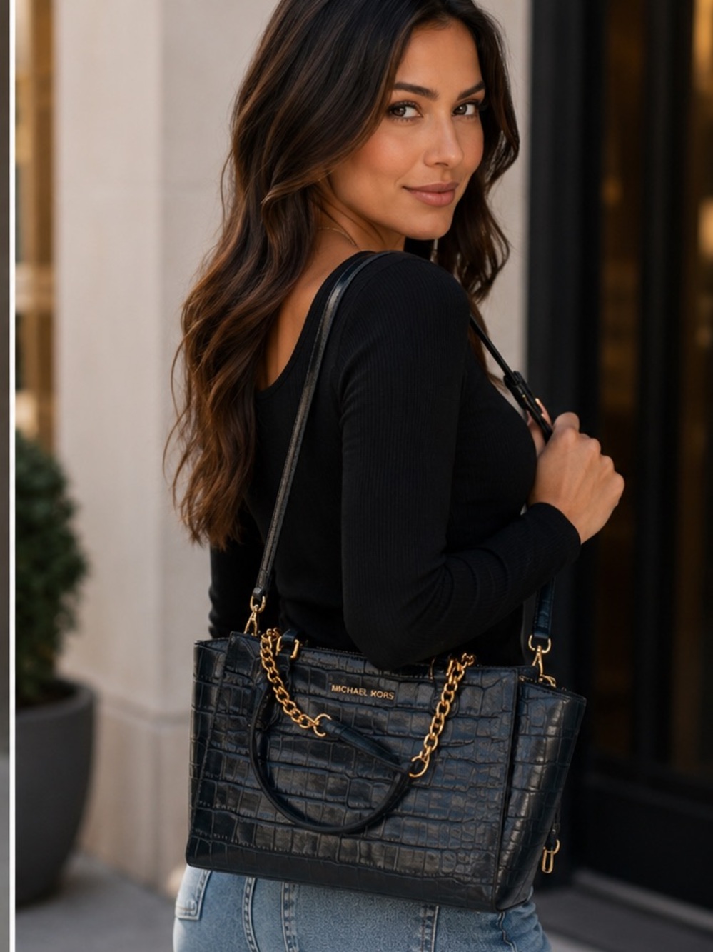 NWOT Michael Kors Croc Embossed Leather Bag Black Gold Chain Shoulder Crossbody - Picture 2 of 16